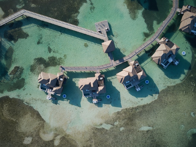 What Are the Homes Like in Jamaica? A Journey from the UK to Island Elegance