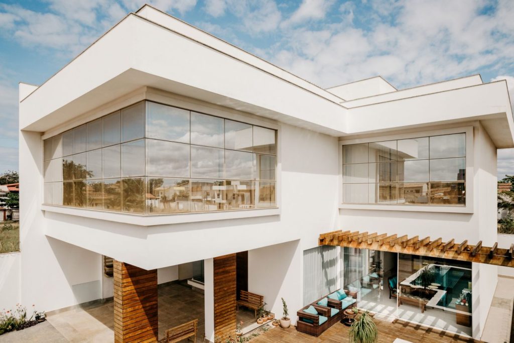 Portugal’s Luxury Property Boom: A Mirror for Jamaica’s Resort Market Portugal's Luxury Property Boom: A Mirror for Jamaica's Resort Market